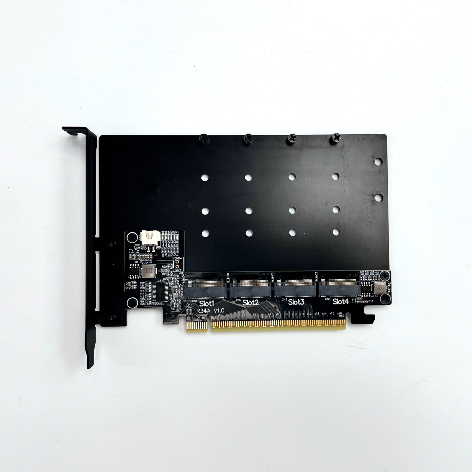 R34A PCIe 5.0 x16 - 4 Portlu M - Quad M.2 Nvme Pcie Bifurcation Card incelemesi ve fiyatı